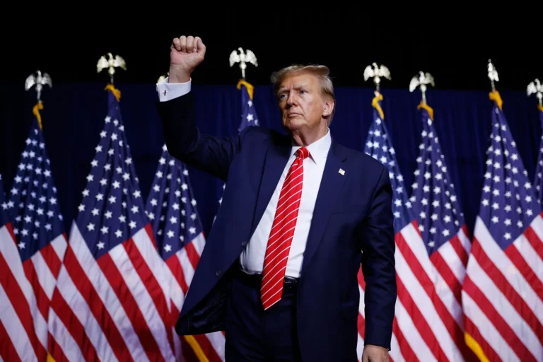 Donald Trump prohíbe la entrada de ciudadanos de 12 países a Estados Unidos